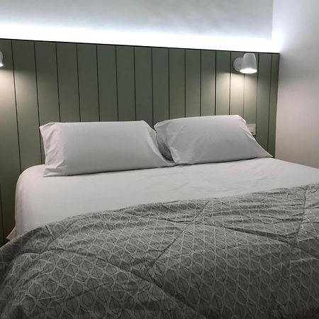 Fabulous And Quiet Apartment+Balcony In Barrio Norte. Your Easy Access To Buenos Aires! Kültér fotó