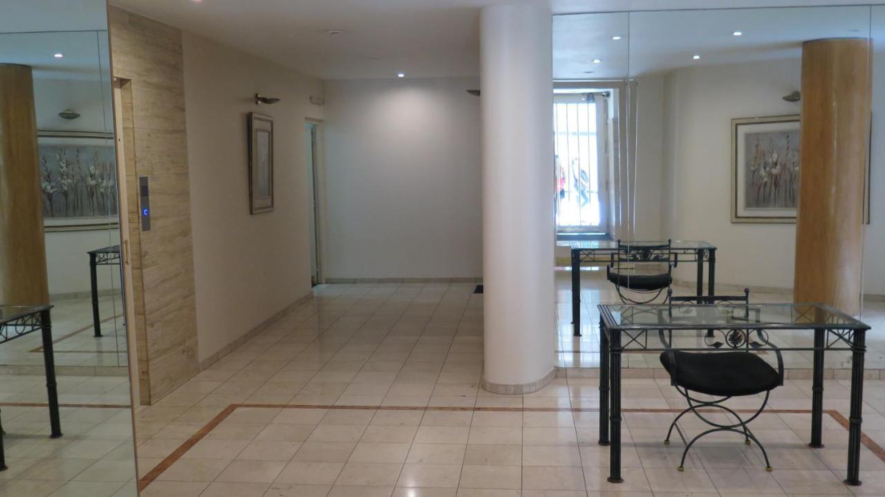 Fabulous And Quiet Apartment+Balcony In Barrio Norte. Your Easy Access To Buenos Aires! Kültér fotó
